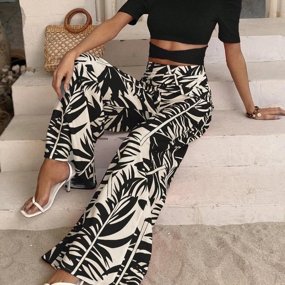 Black Boho Coord set tie Back Tee & Tropical Print Wide Leg Pants - Picture 3 of 7